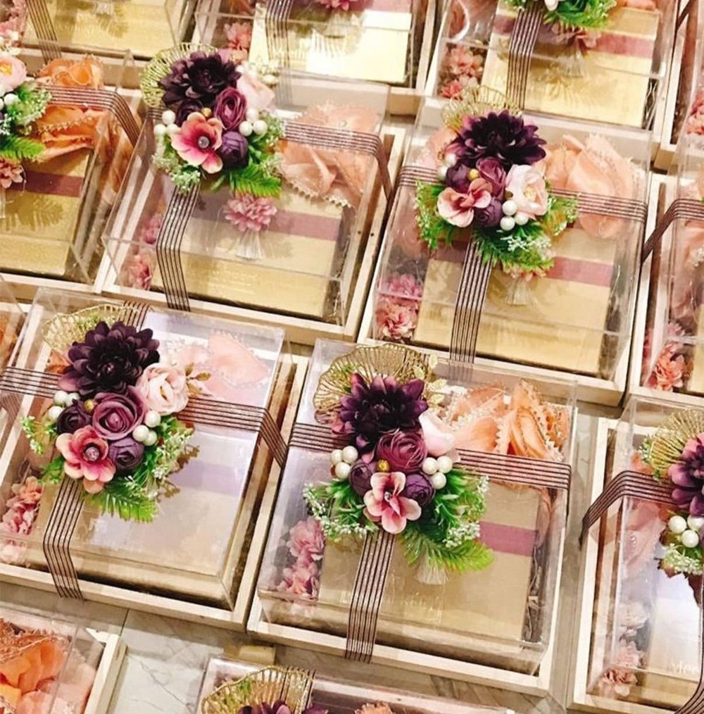 Gift Hamper · 188