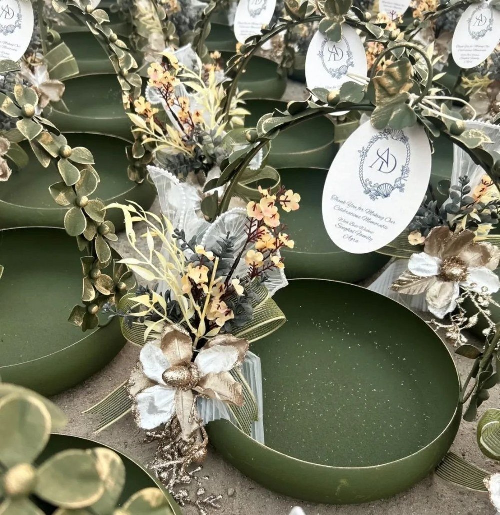 Gift Hamper · 192