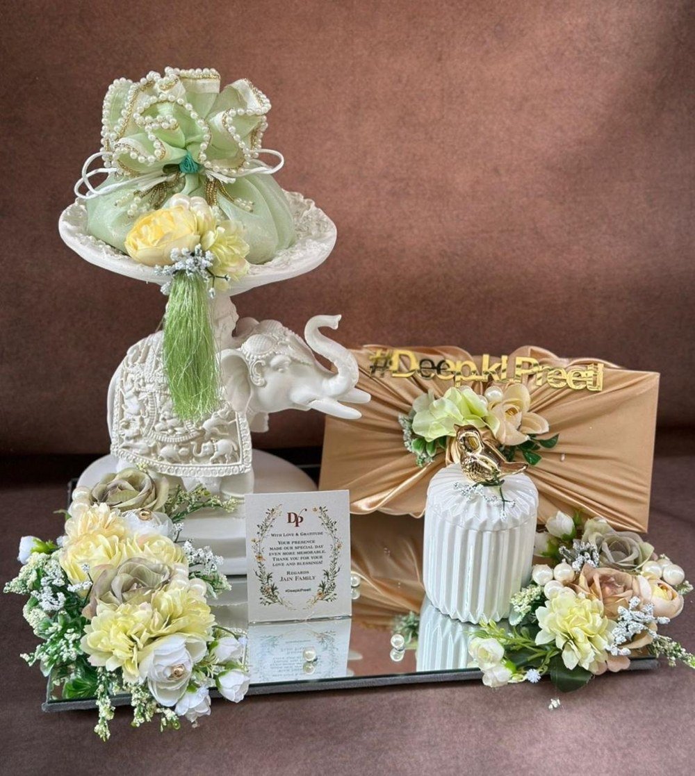 Gift Hamper · 200