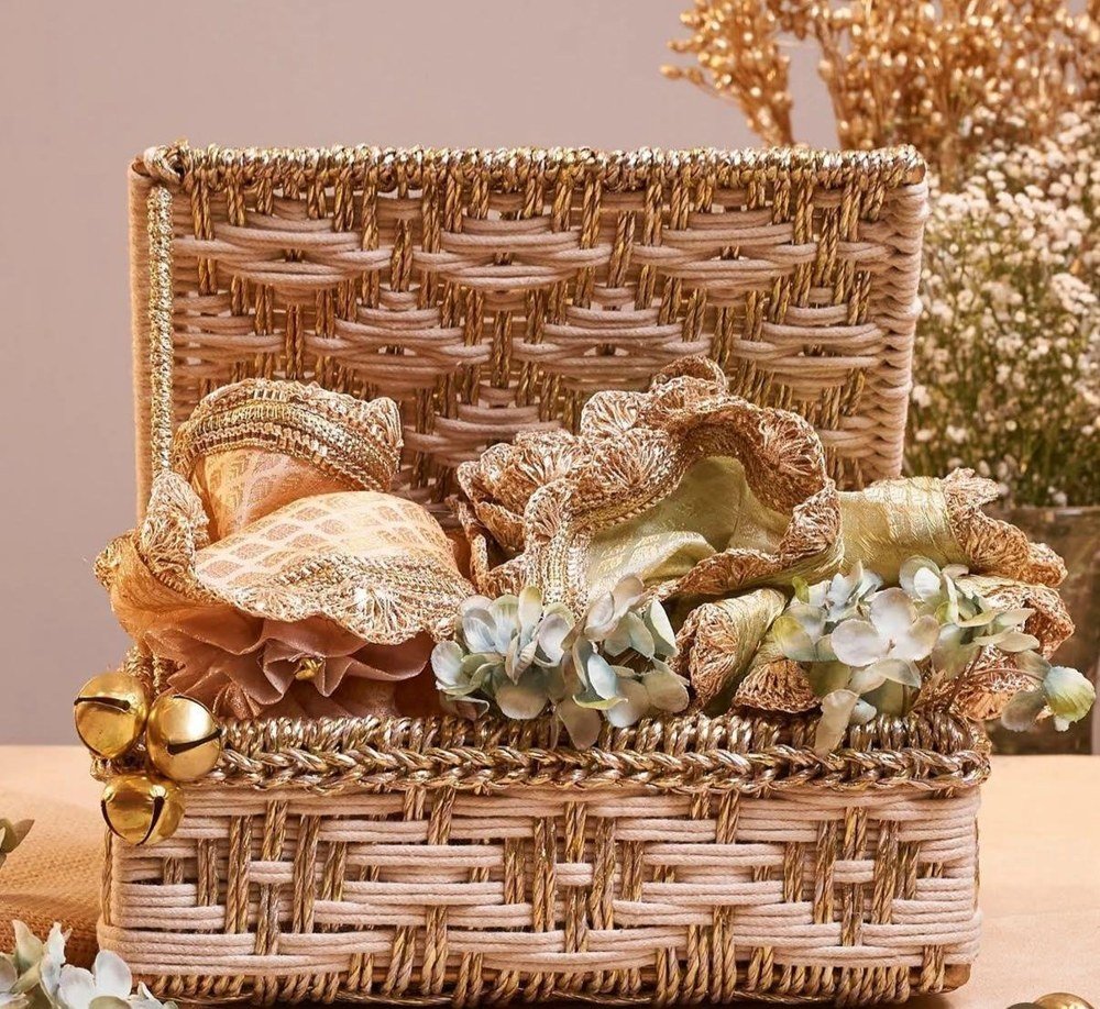 Gift Hamper · 201
