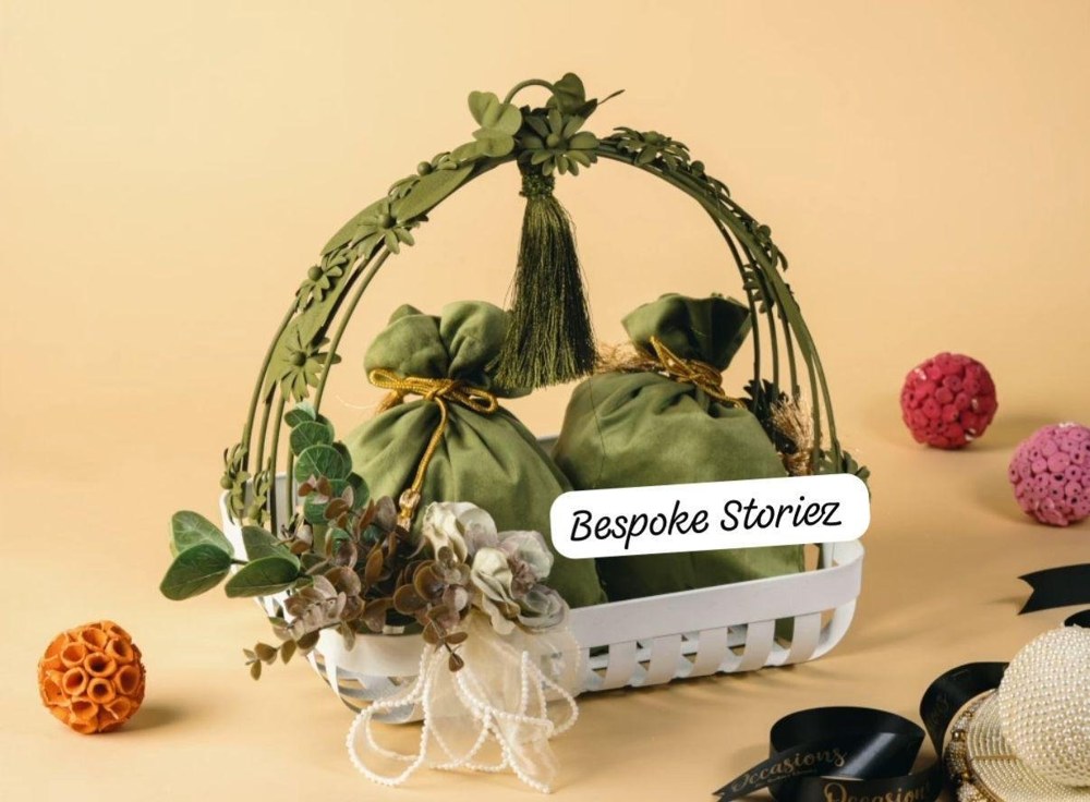 Gift Hamper · 215