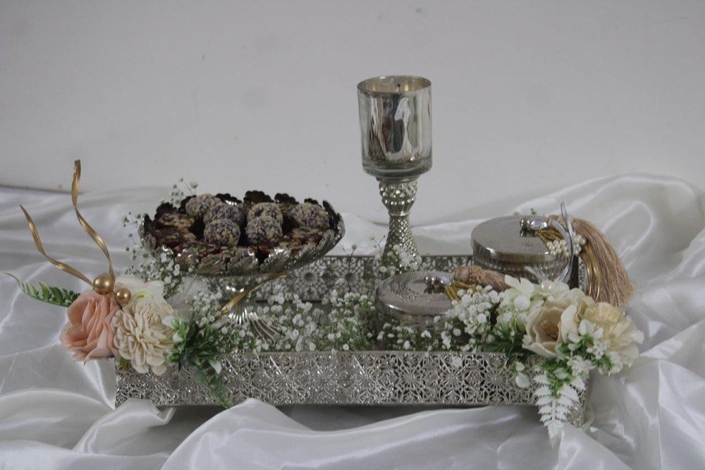 Gift Hamper · 231